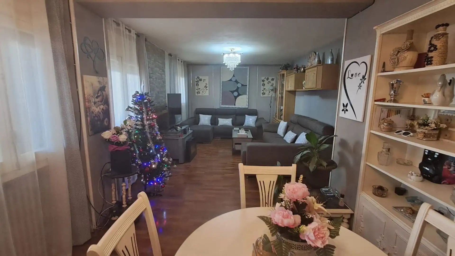 Wohnzimmer von Haus oder Chalet zum Verkauf in Pueyo de Santa Cruz mit Klimaanlage, Heizung und Privatgarten
