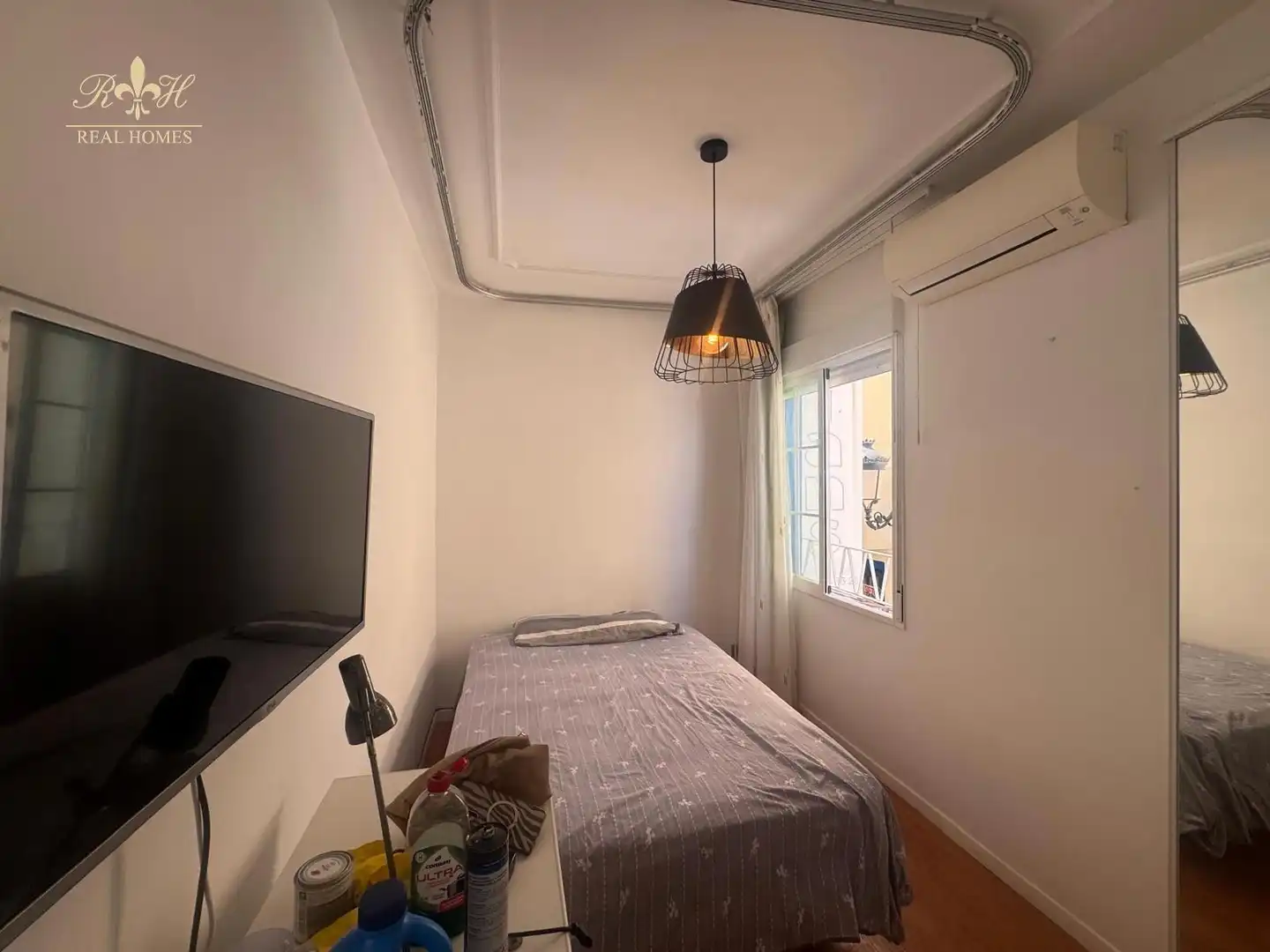 Dormitori de Casa o xalet de lloguer en Benidorm amb Aire condicionat i Moblat