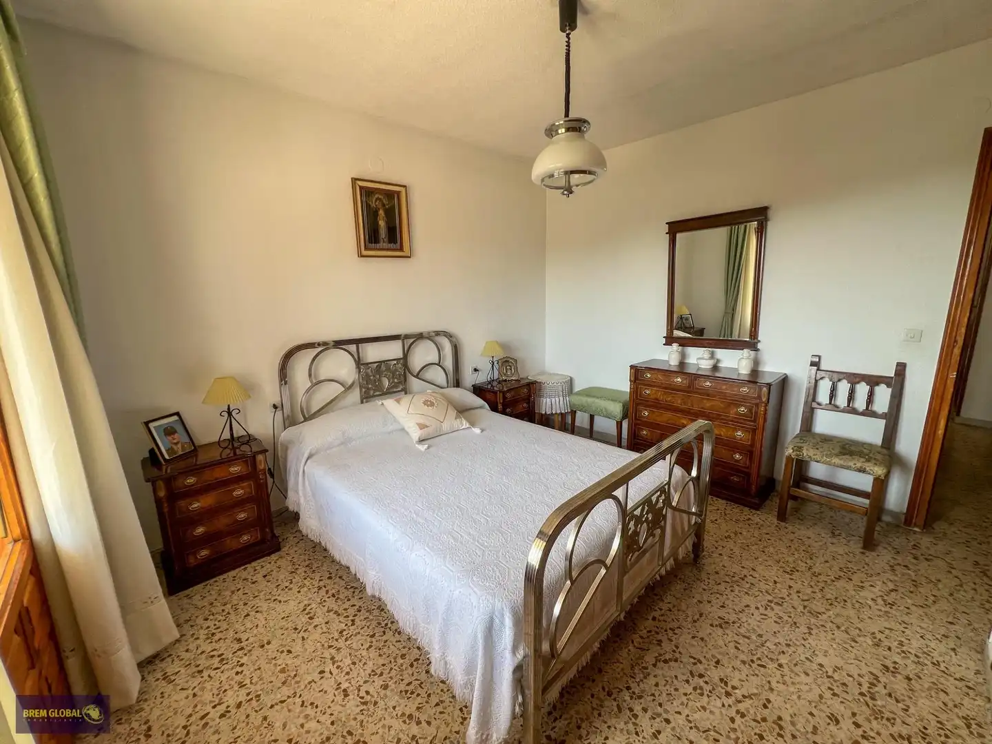 Dormitori de Casa adosada en venda en Bustarviejo amb Calefacció, Terrassa i Balcó