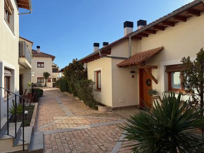 Exterior view of Planta baja for sale in Navalcarnero