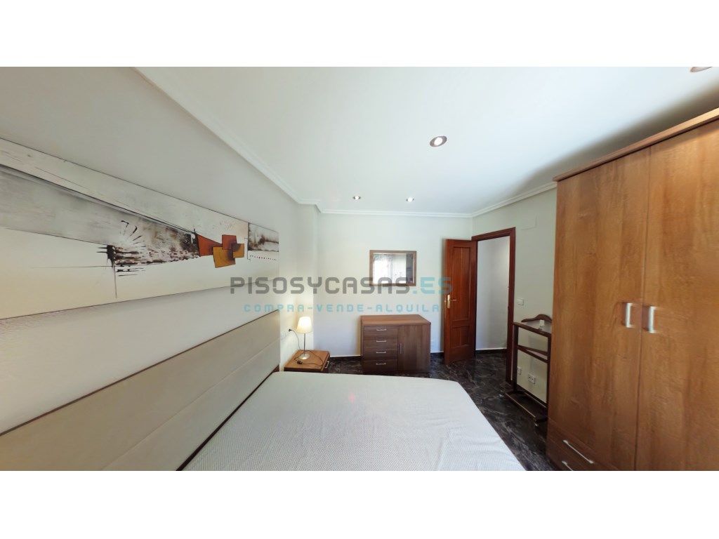 Pis per a compartir a Calle Obispo Supervía, 2