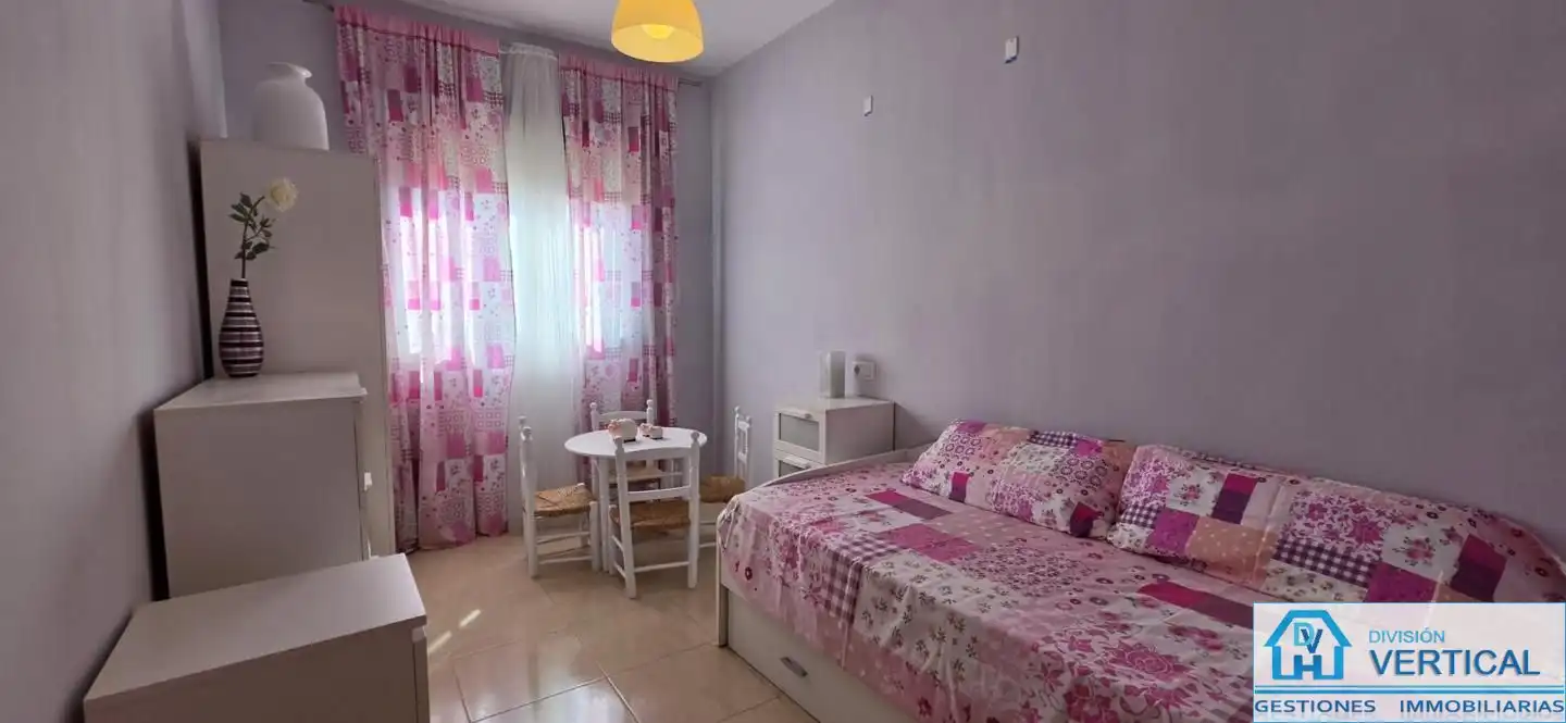 Habitación de Planta baja de alquiler en Paterna con Aire acondicionado, Calefacción y Terraza