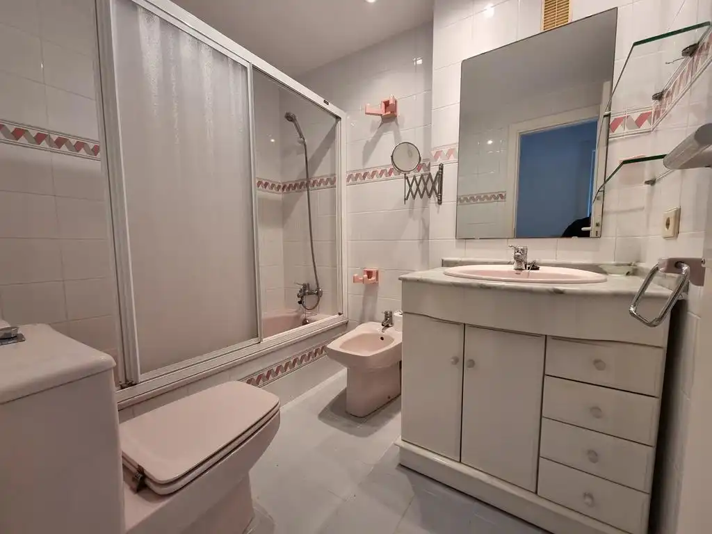 Bathroom of Apartments for sale in Dénia  with Air Conditioner, Heating and Terrace