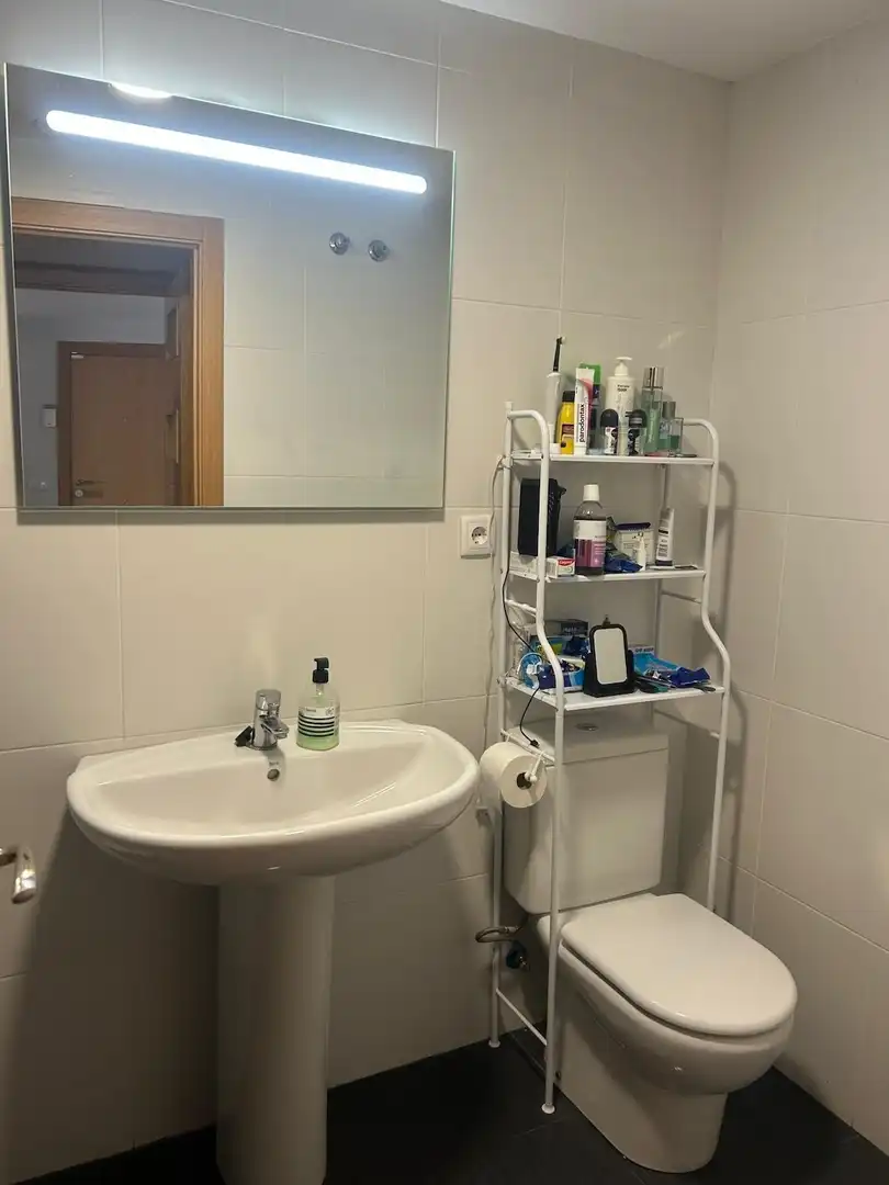 Bathroom of Study for sale in Albelda de Iregua  with Terrace and Storage room