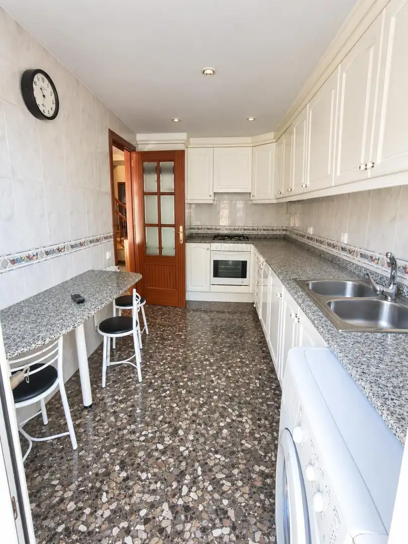 Cocina de Dúplex en venta en Montcada i Reixac con Calefacción y Terraza