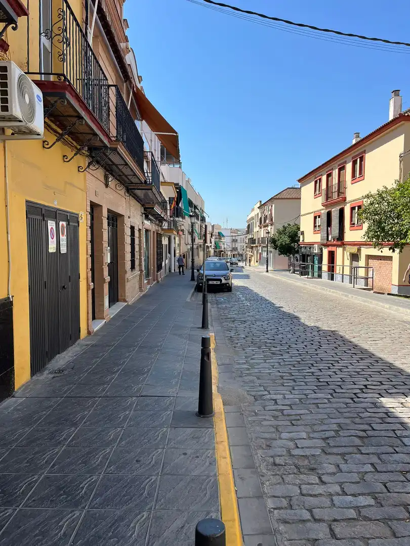 Vista exterior de Casa o xalet en venda en Coria del Río