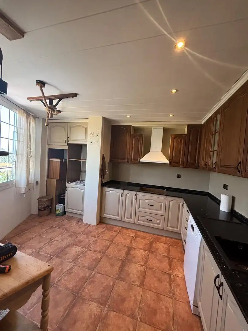 Küche von Haus oder Chalet zur Miete in Sentmenat mit Klimaanlage, Privatgarten und Terrasse