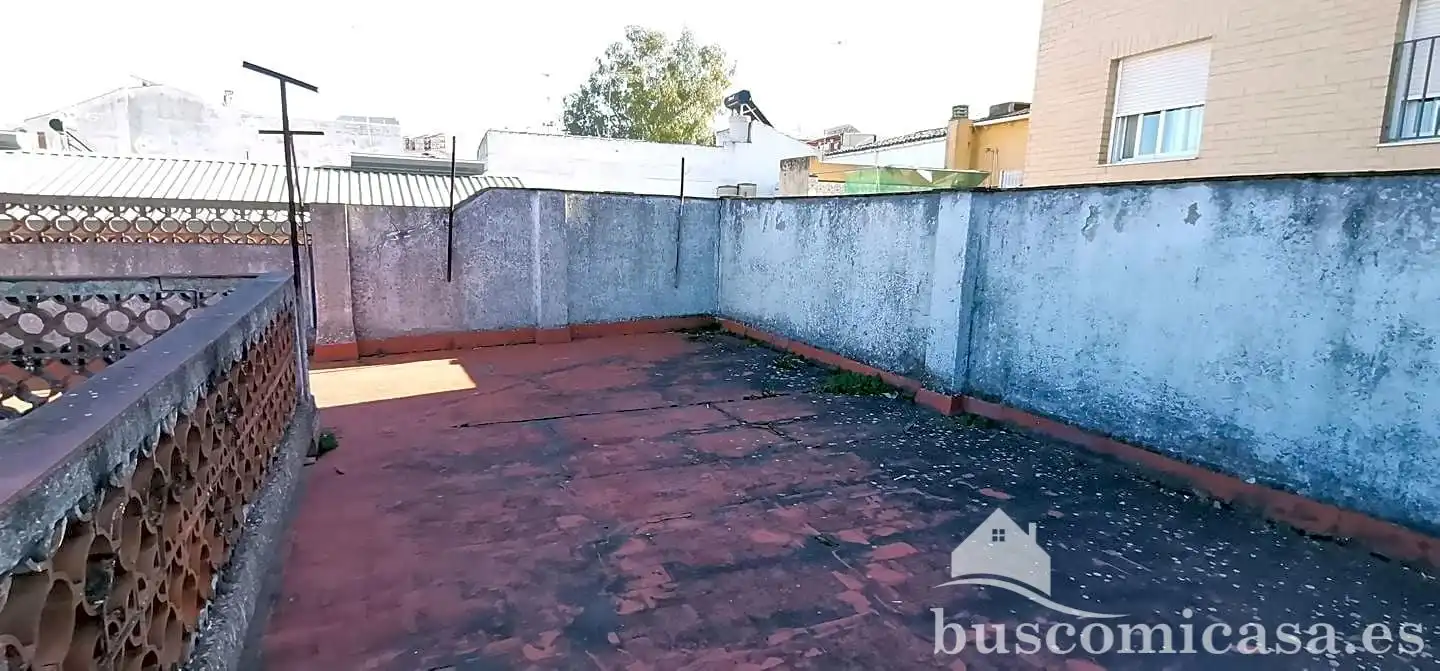 Casa o xalet en venda en Linares amb Aire condicionat, Terrassa i Traster