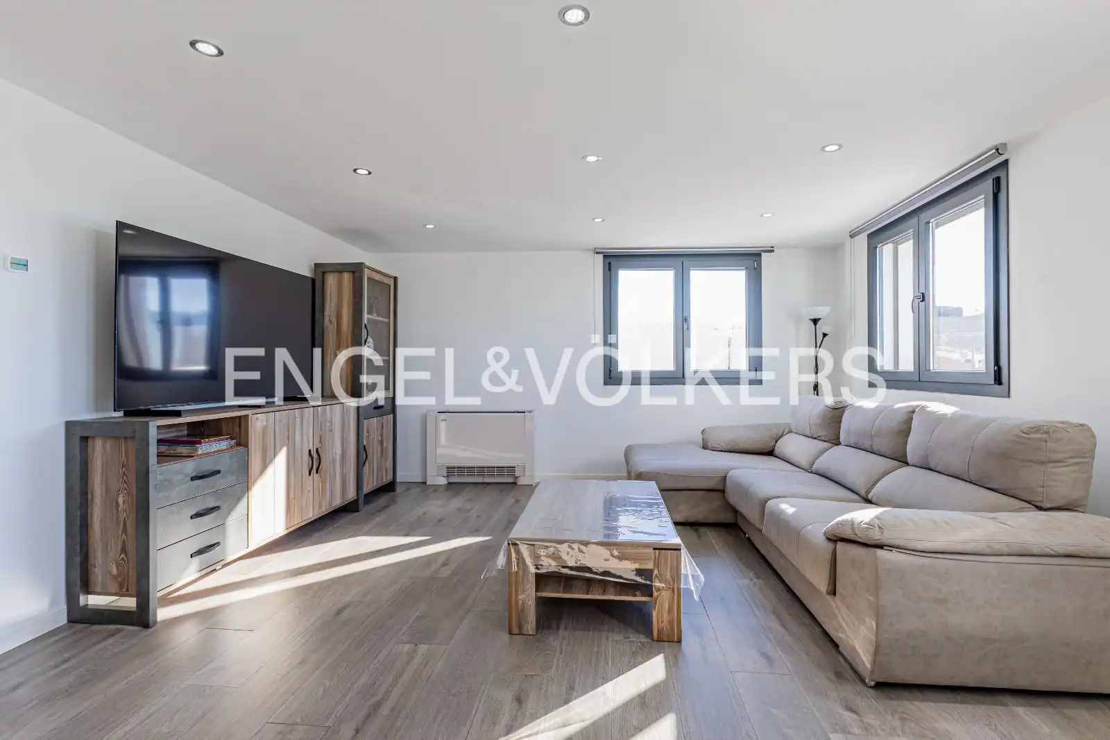 Sala de estar de Casa o chalet en venta en Subirats con Calefacción, Jardín privado y Balcón