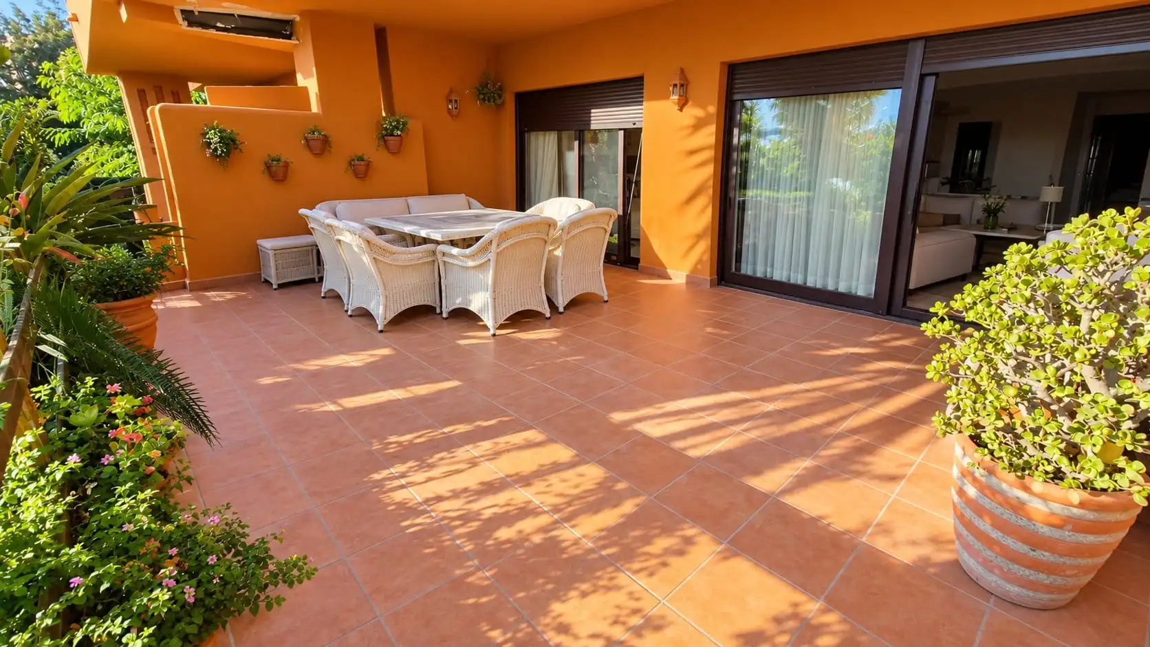 Baixos amb piscina en venda a Playa Bahía Dorada, imagen 3