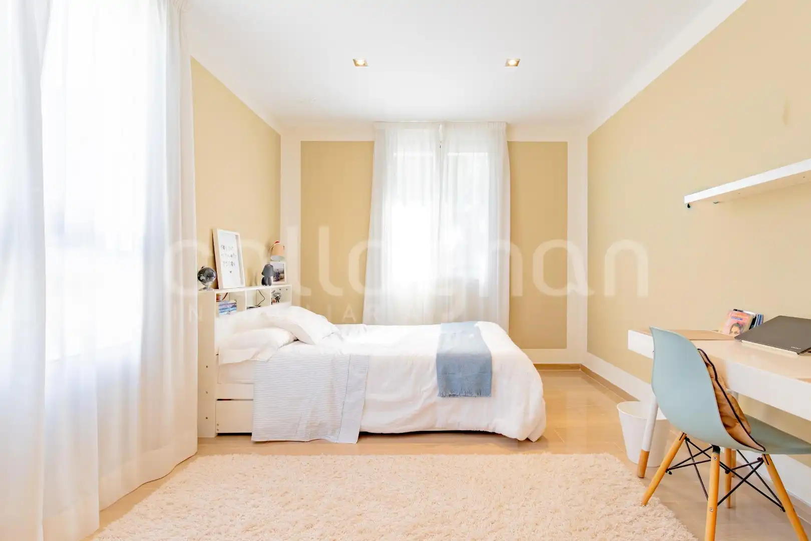 Habitación de Casa o chalet en venta en Chiva con Aire acondicionado, Calefacción y Jardín privado