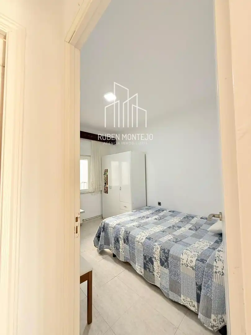 Bedroom of Flat for rent in Salamanca  with Heating, Terrace and Furnished
