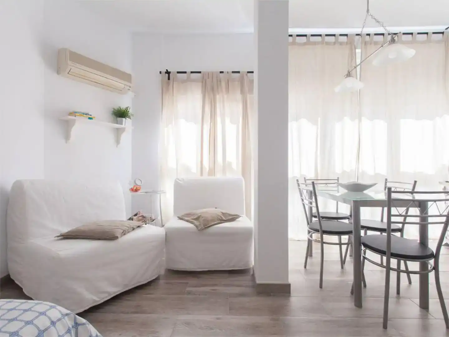 Living room of Study for rent in Alicante / Alacant  with Air Conditioner, Storage room and Furnished