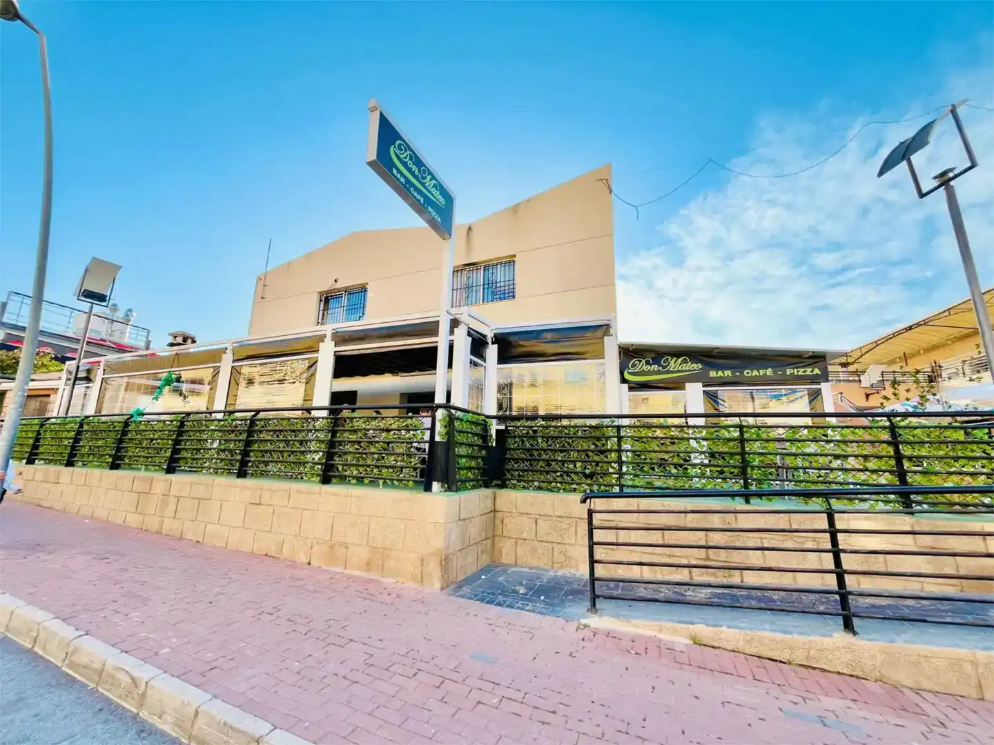 Vista exterior de Planta baixa en venda en Torrevieja