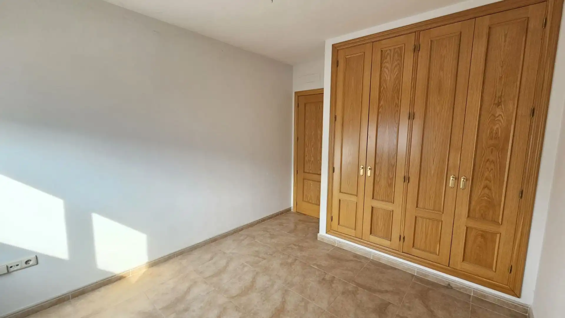 Habitación de Piso en venta en Torrijos con Calefacción, Terraza y Trastero