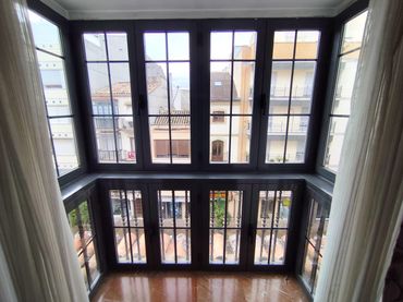 Piso con ascensor en venta en Calle Obispo Cobos