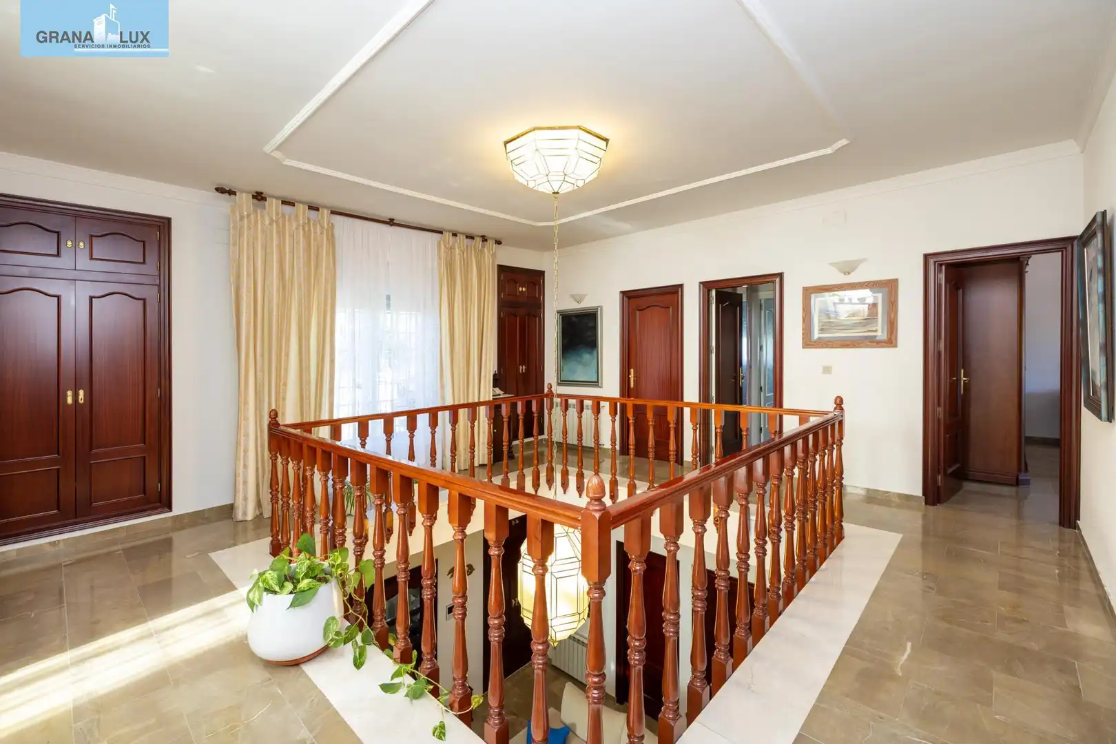 Chalet con terraza en venta en 163 Avenida de los Alamos, imagen 35
