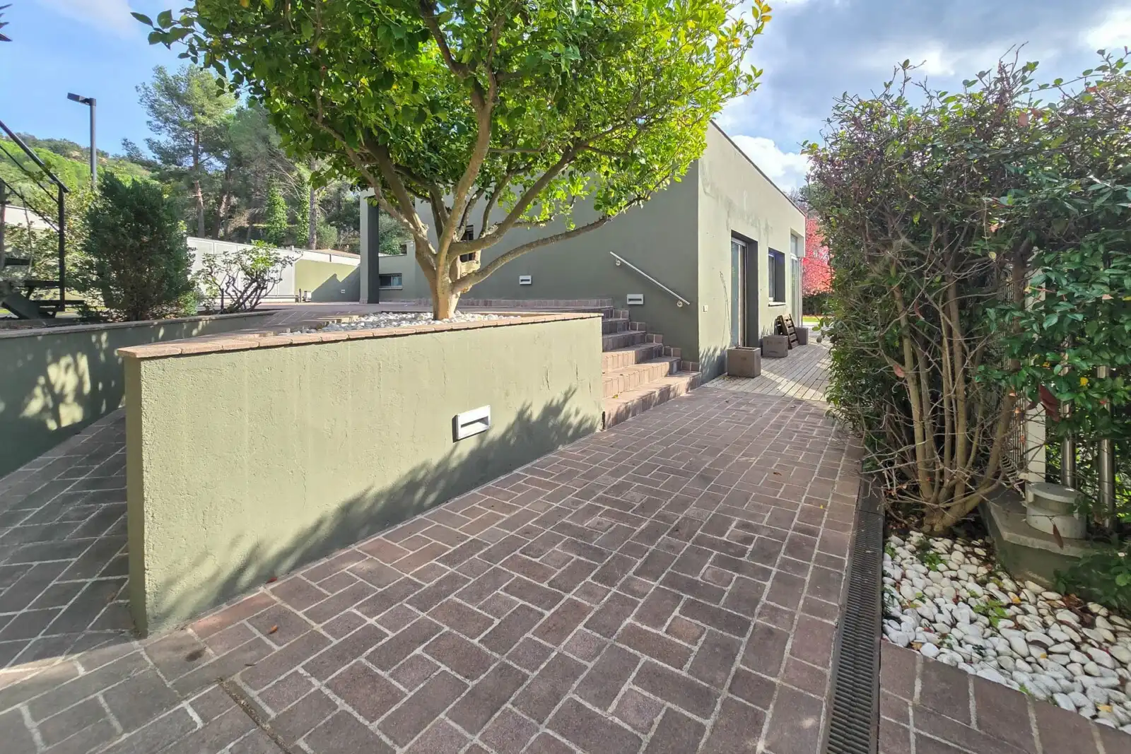 Vista exterior de Casa o chalet en venta en La Jonquera con Aire acondicionado, Calefacción y Jardín privado