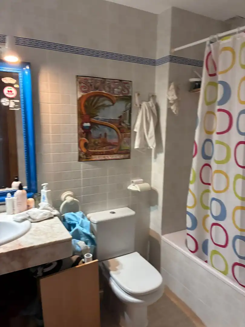 Bany de Pis en venda en Sitges amb Calefacció i Balcó