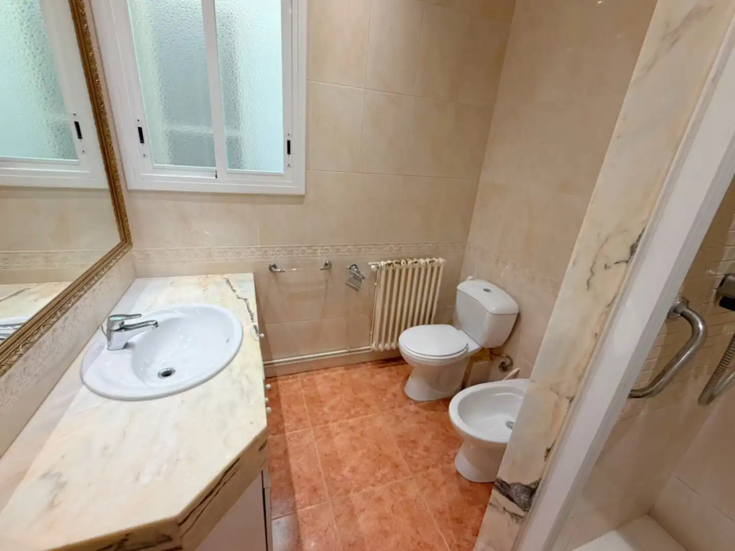 Baño de Piso en venta en El Prat de Llobregat con Calefacción y Terraza