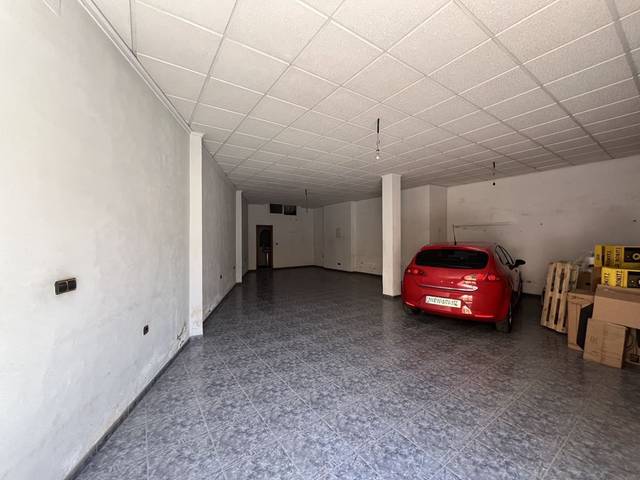 Local comercial en Alquiler en La Roda