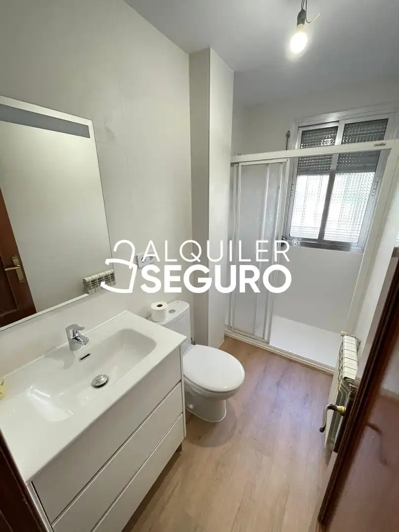 Bedroom of Flat for rent in Madrid  with Heating and Furnished