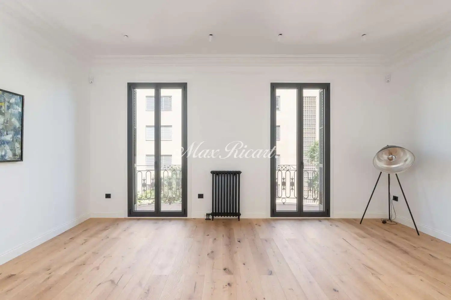 Wohnzimmer von Wohnung zum Verkauf in Barcelona mit Klimaanlage, Heizung und Balkon