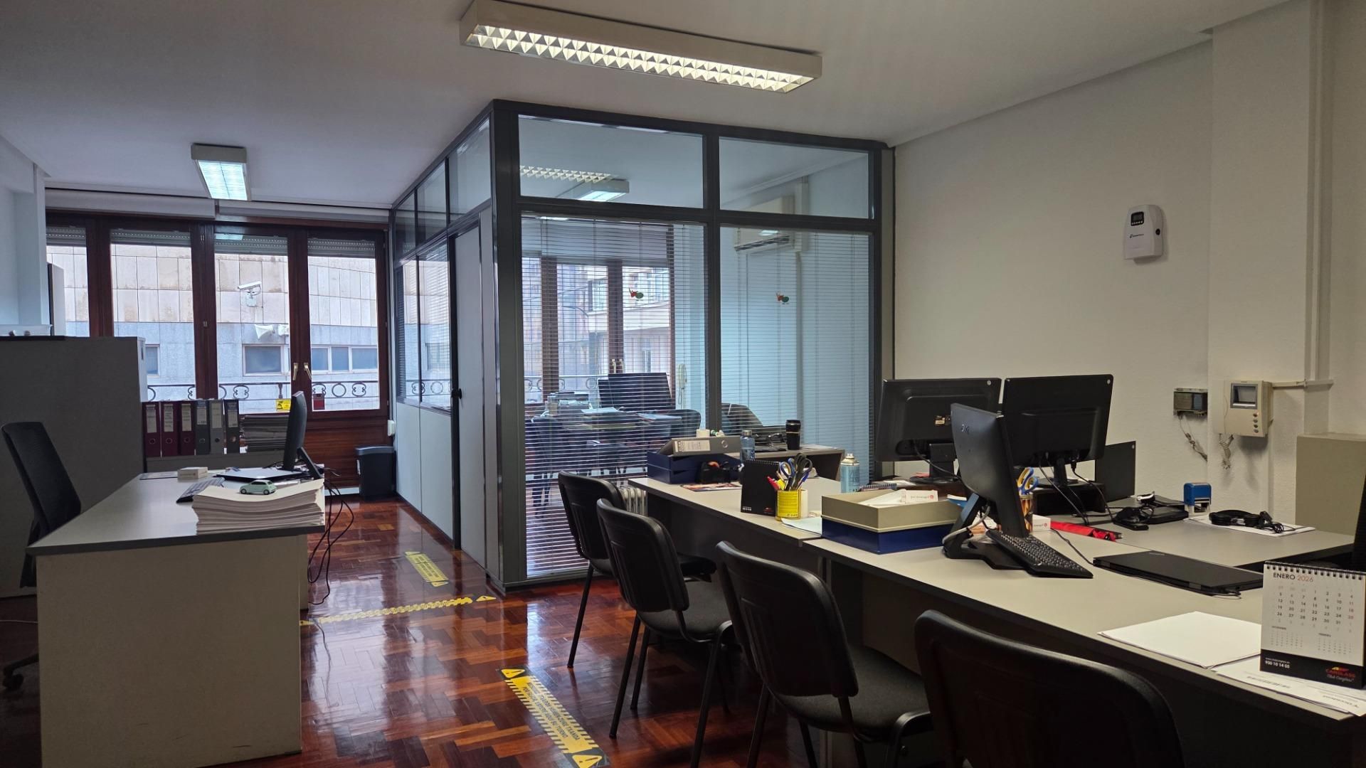 Office to rent in Bilbao   with Heating and Furnished