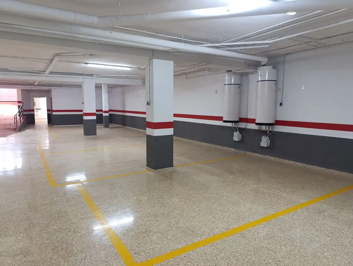 Parking de Estudio en venta en Valdepeñas con Calefacción y Trastero