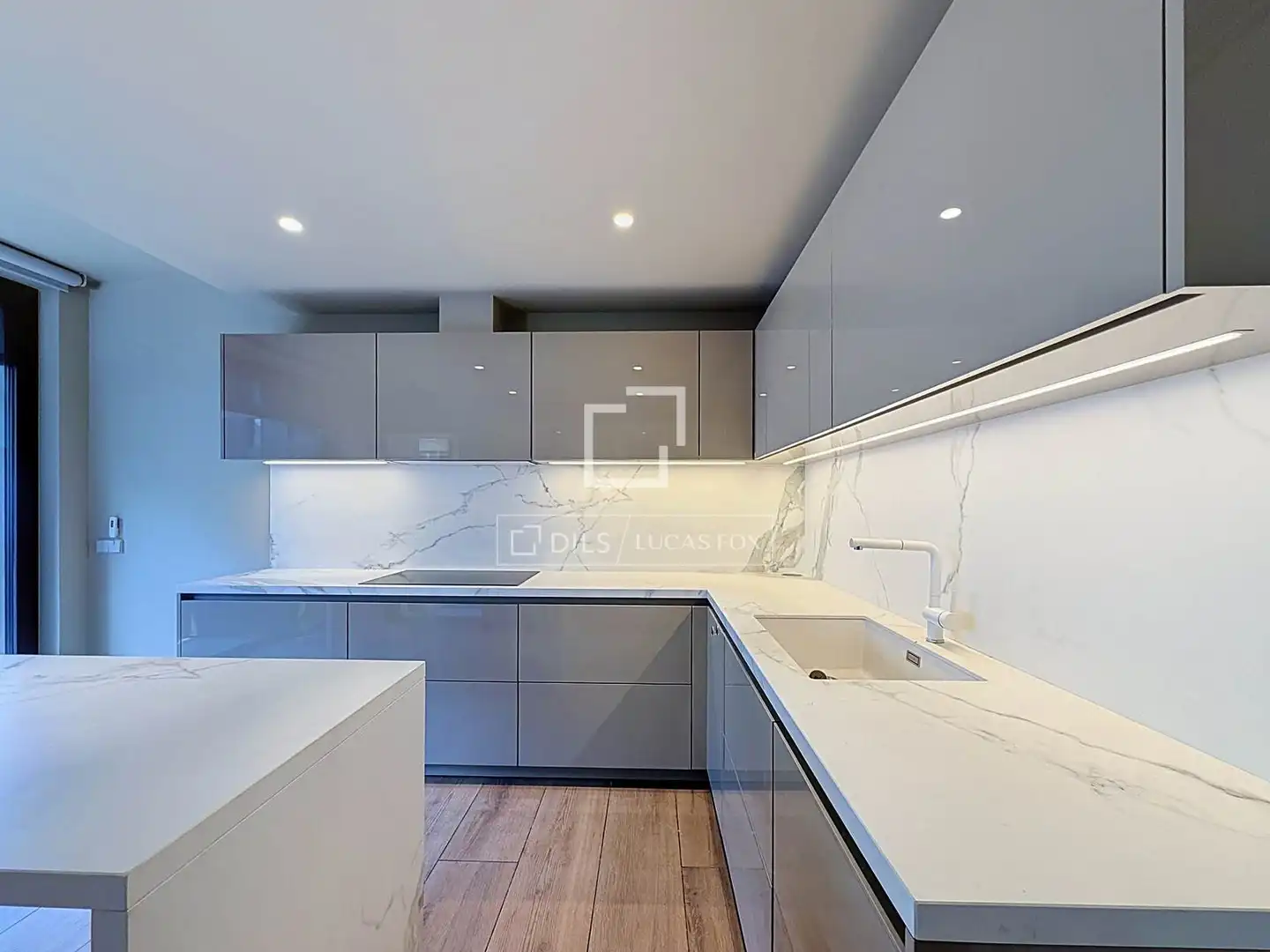Kitchen of Flat for sale in Escaldes – Engordany  with Air Conditioner, Heating and Terrace