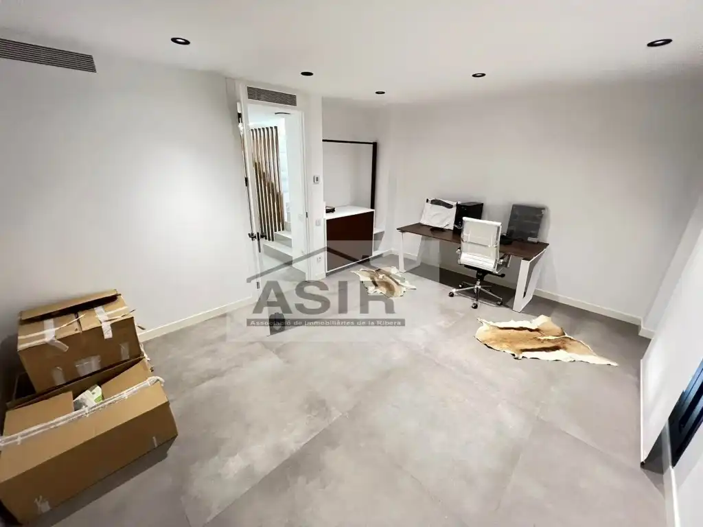 Houses for sale in Algemesí  with Air Conditioner and Swimming Pool