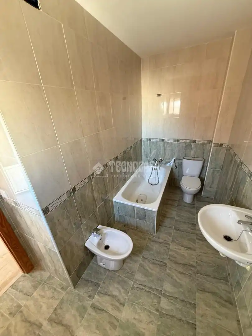 Detached homes for rent in Villamanrique de la Condesa
