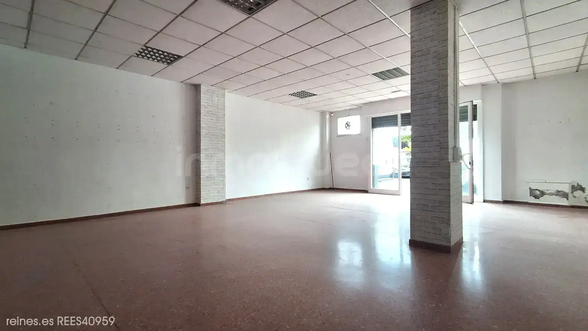 Local en venta en Lugones