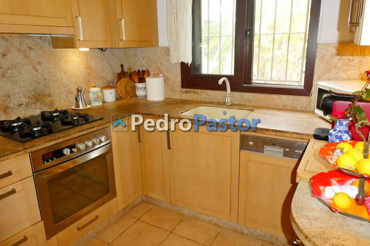 Cocina de Casa o chalet en venta en Dénia con Aire acondicionado, Calefacción y Terraza