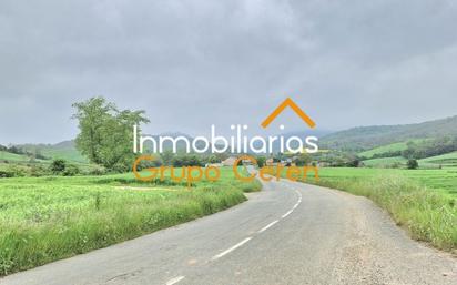 Vista exterior de Casa o xalet en venda en Villarejo amb Calefacció, Jardí privat i Terrassa