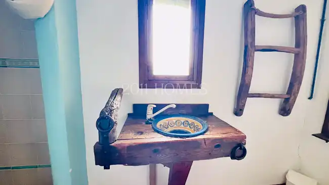 Baño de Finca rústica en venta en Úbeda con Jardín privado, Terraza y Piscina