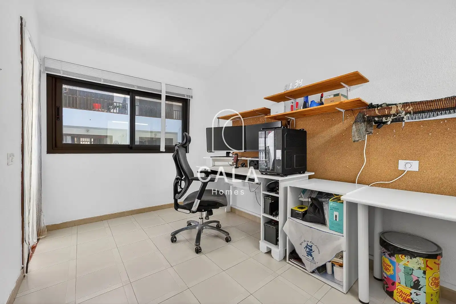 Casa adosada en venta en Guía de Isora con Terraza, Trastero y Piscina