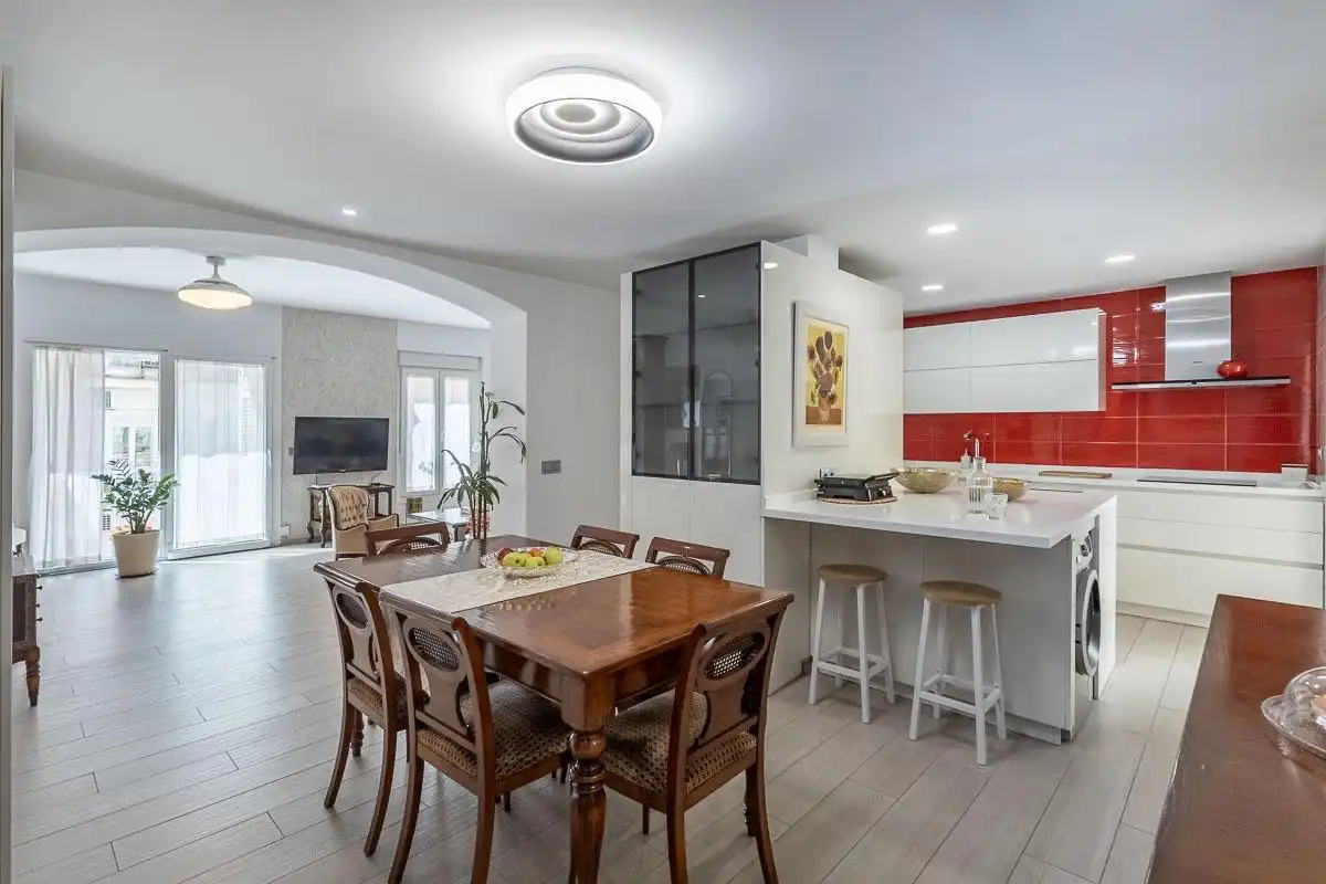 Flat with terrace for sale in Calle RECOGIDAS 48, imagen 8