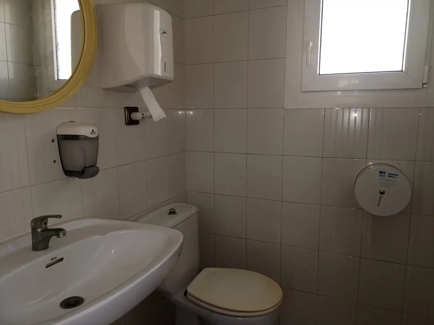 Local en venta en Moravit - Cap Blanc