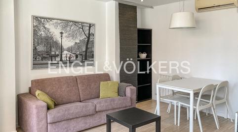 Foto 2 de Apartament en venda a Vila de Gràcia, Barcelona