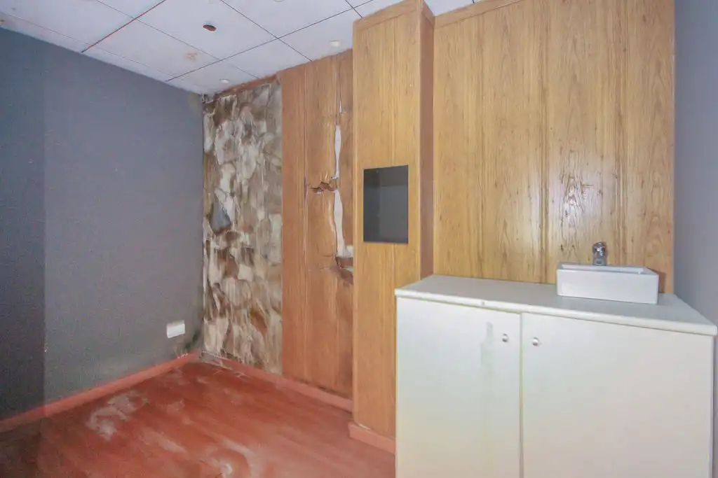 Business premises for sale in C/ Joan Llaverias, imagen 16