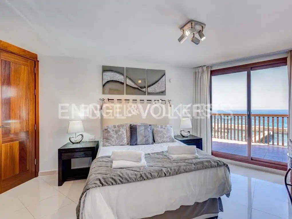Houses for sale in Acantilados de Los Gigantes