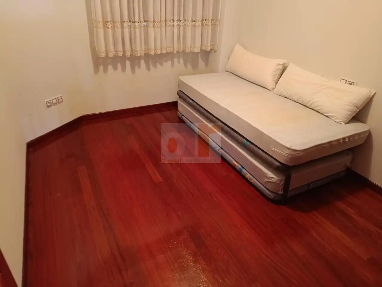 Habitación de Apartamento en venta en Moaña con Calefacción y Trastero
