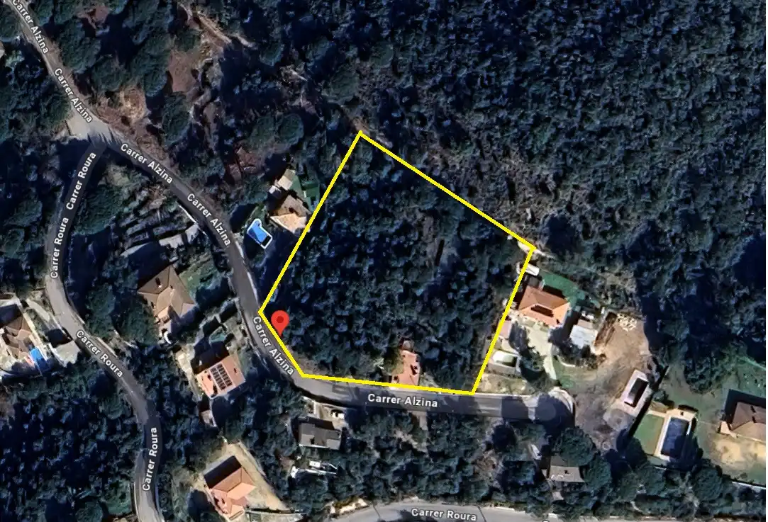 Terreny residencial en venda a Carrer Alzina