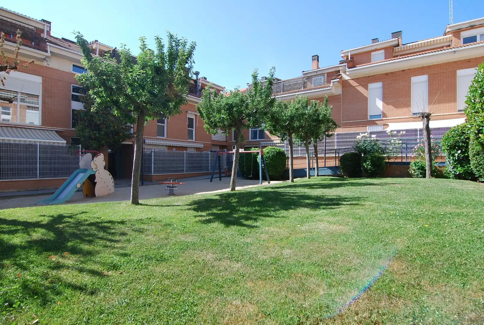 Jardín de Casa o chalet en venta en San Martín de la Vega con Aire acondicionado, Calefacción y Piscina comunitaria
