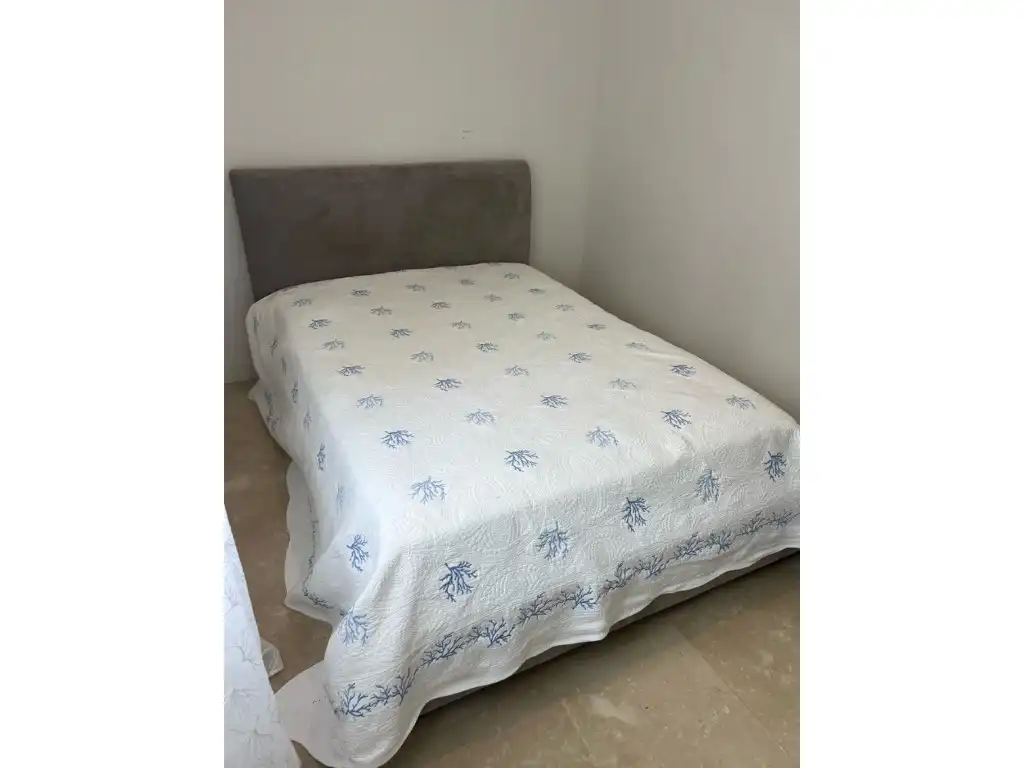 Habitación de Apartamento de alquiler en Calvià con Aire acondicionado, Jardín privado y Terraza
