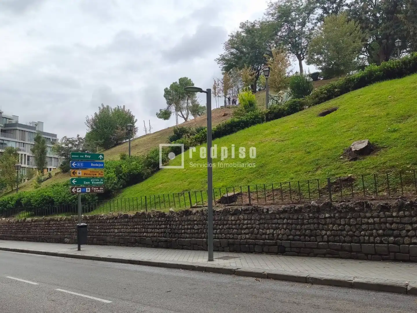 Exterior view of Flat for rent in Moncloa - Aravaca