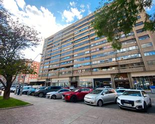 Vista exterior de Pis en venda en Burgos Capital amb Calefacció, Parquet i Traster