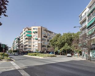 Exterior view of Flat for sale in  Granada Capital