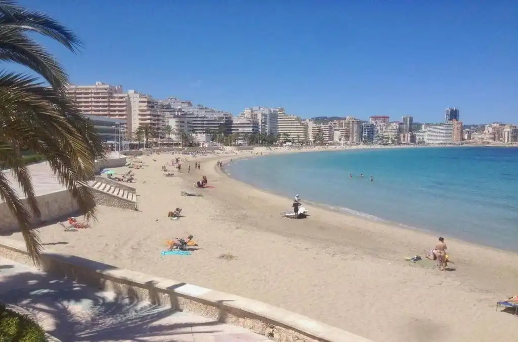 Vista exterior de Apartamento en venta en Calpe / Calp con Aire acondicionado, Calefacción y Jardín privado